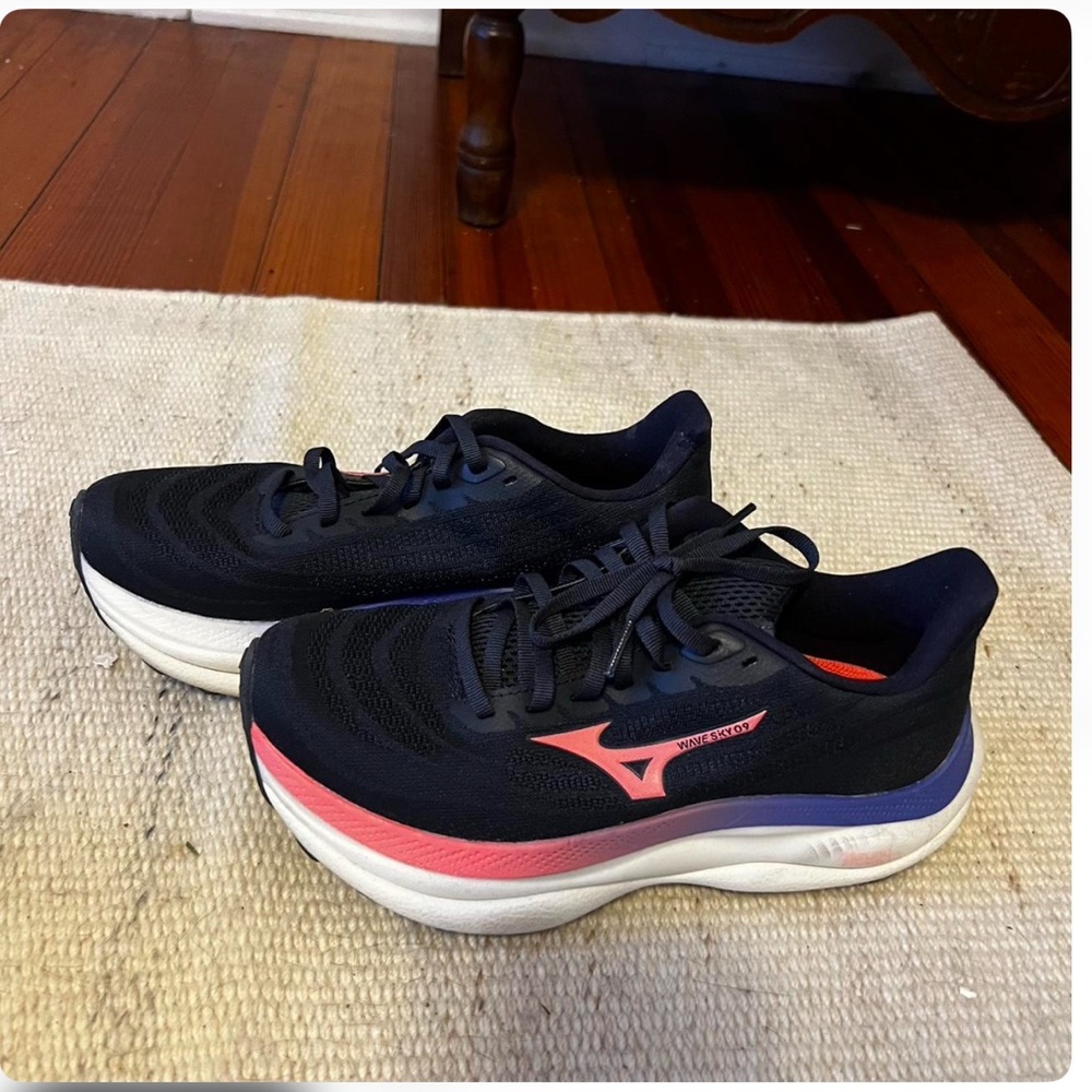 Mizuno Women's Size 7 Running Shoes - Navy with Pink and Purple Accents